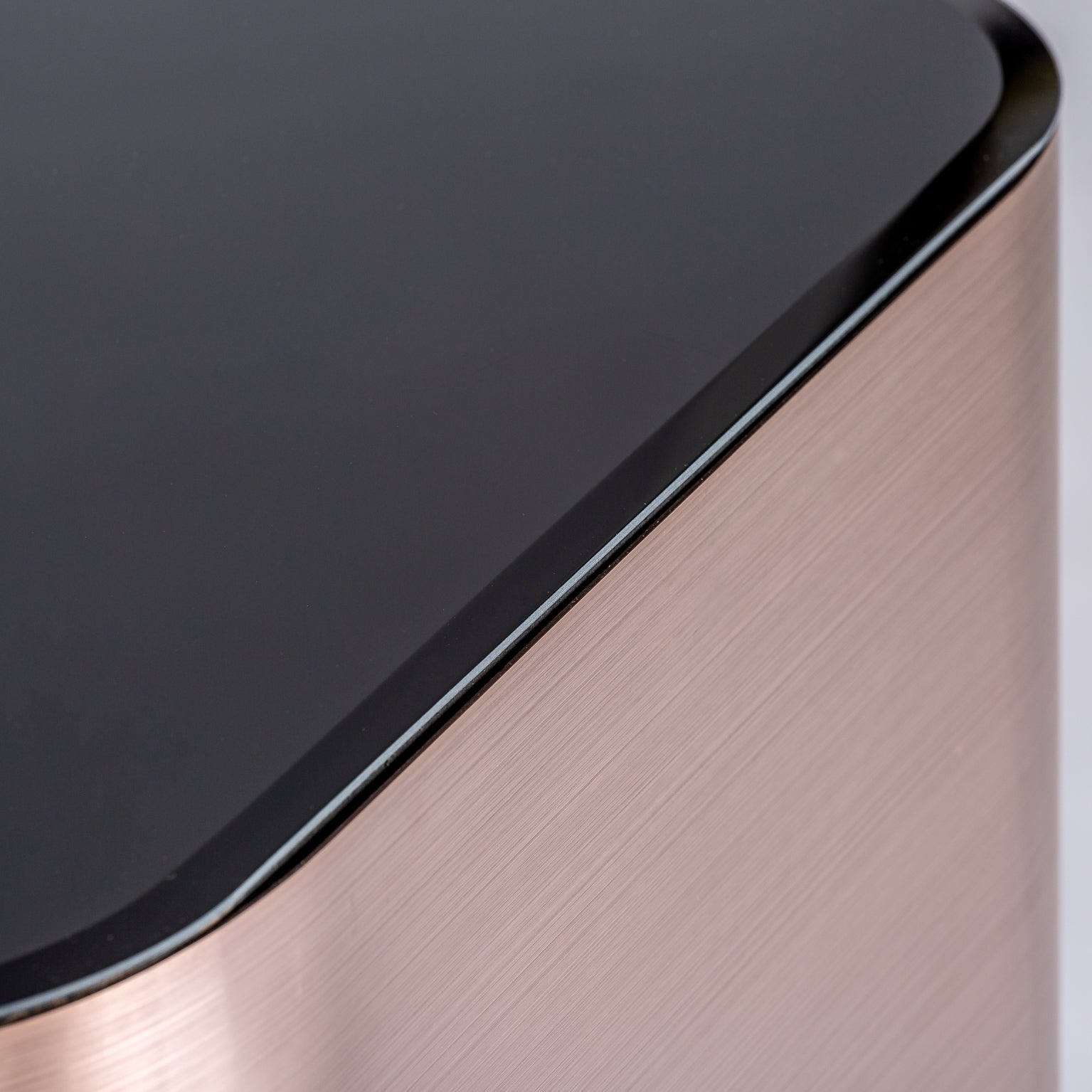 GMUNDEN SIDE TABLE